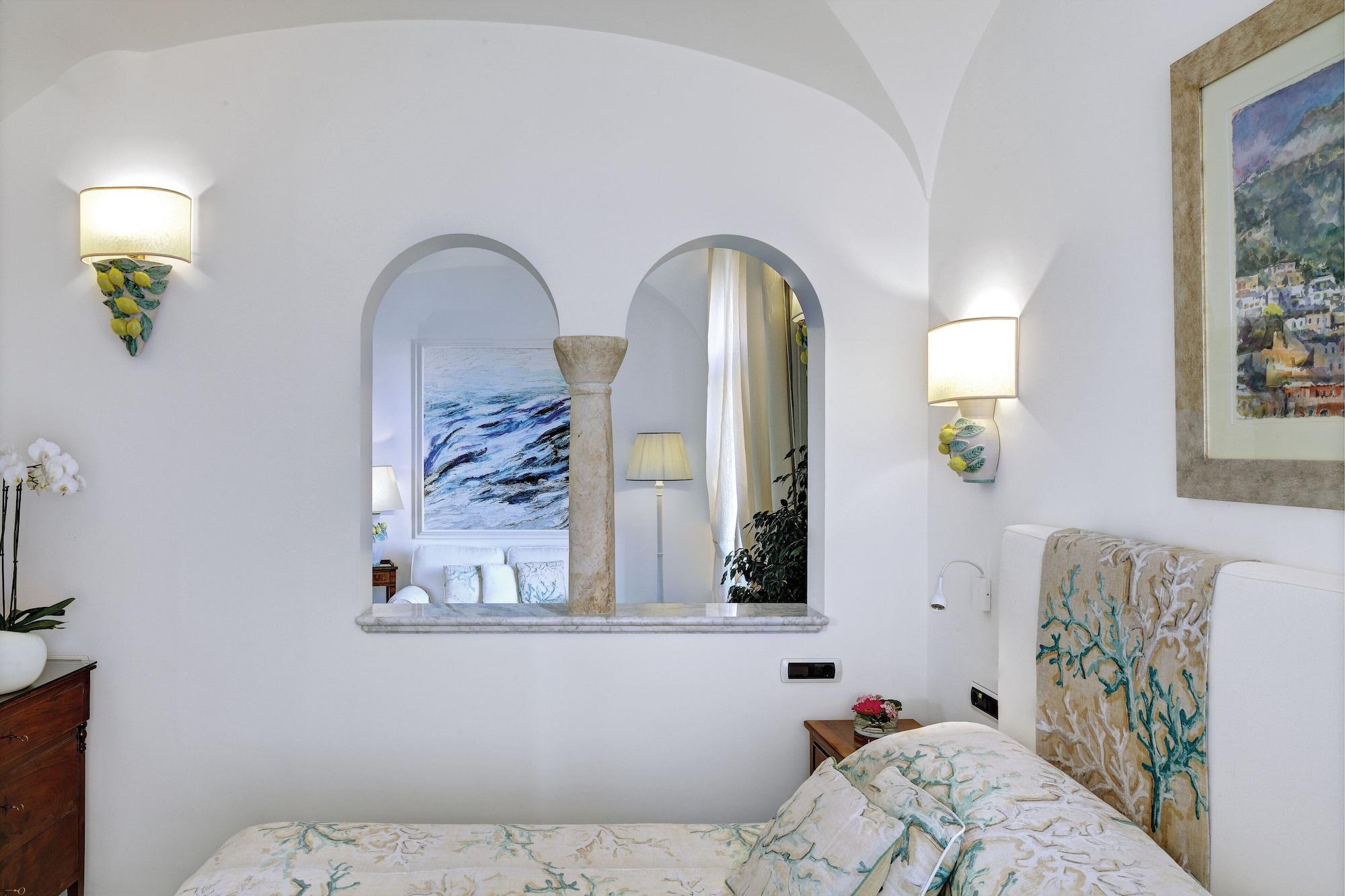Santa Caterina Hotel